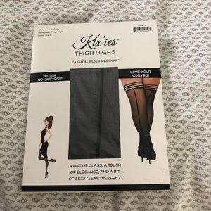 Kix’ies thigh high black seamed tights. Size D.